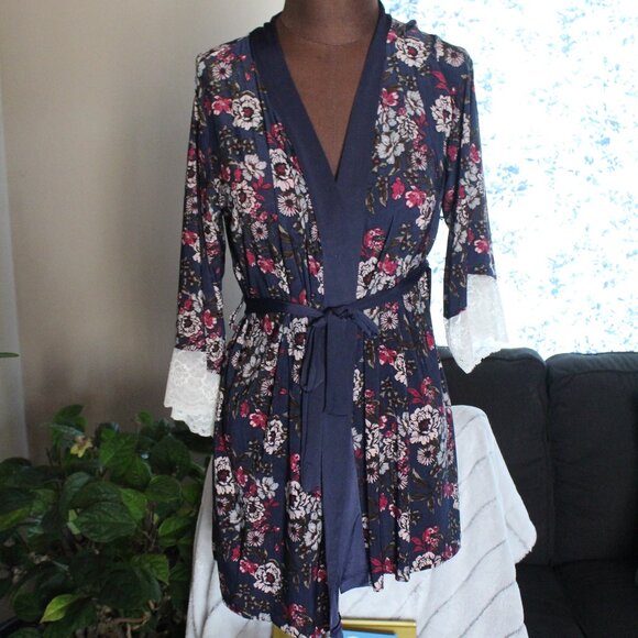 Floral Print Nanette Lepore Robe - Picture 1 of 5